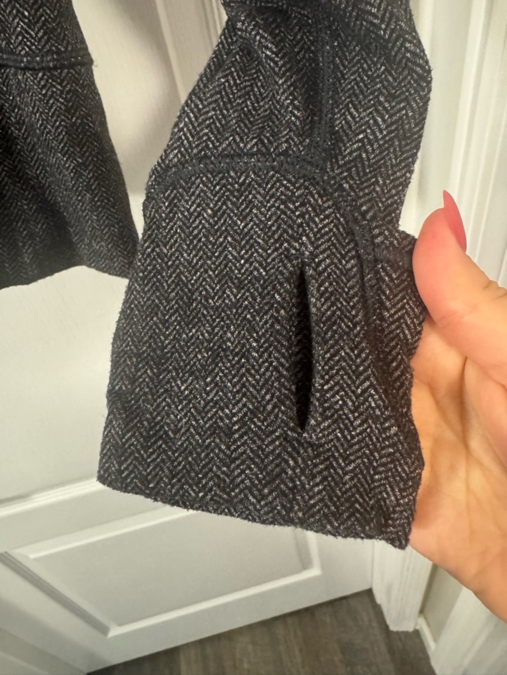 Lululemon Think Fast Herringbone Pullover - Picture 5 of 16